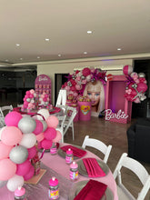 Cargar imagen en el visor de la galería, Paquete Barbie