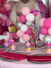 Cargar imagen en el visor de la galería, Paquete Barbie