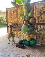 Cargar imagen en el visor de la galería, Backdrop Mickey Safari