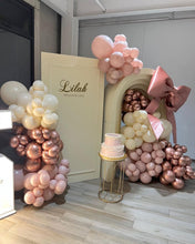 Cargar imagen en el visor de la galería, Backdrop XV - Coquette