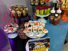 Cargar imagen en el visor de la galería, Paquete - Monster Trucks