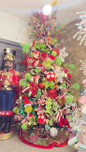 Cargar imagen en el visor de la galería, Grinchmas Whoville