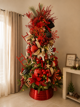 Cargar imagen en el visor de la galería, Arbolito Navideño en Renta – Estilo Farmhouse Merry Christmas