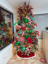 Cargar imagen en el visor de la galería, Arbolito Navideño en Renta – Estilo Villa de los Elfos