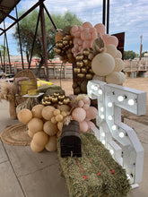 Cargar imagen en el visor de la galería, Backdrop Rústico - Happy B-day