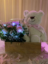 Cargar imagen en el visor de la galería, (1) Centro de Mesa - Mis XV