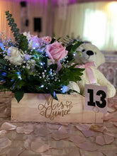 Cargar imagen en el visor de la galería, (1) Centro de Mesa - Mis XV