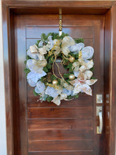 Cargar imagen en el visor de la galería, White Snow - Corona Navideña