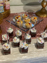 Cargar imagen en el visor de la galería, Arcoiris - Decoración