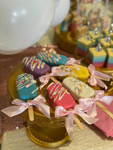 Cargar imagen en el visor de la galería, Arcoiris - Decoración