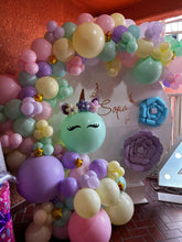 Cargar imagen en el visor de la galería, Unocornio - Decoración