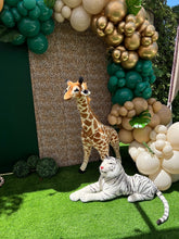 Cargar imagen en el visor de la galería, Backdrop Safari