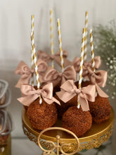 Cargar imagen en el visor de la galería, Paquete Boda - Postres y Recibidor