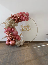 Cargar imagen en el visor de la galería, Bride to be - Arco de Globos