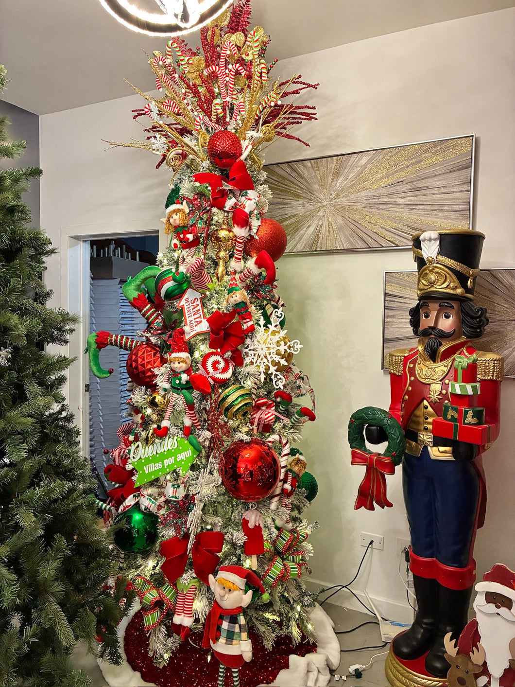 🎄 Tema: Navidad Mágica de Duendes – “El Bosque de Santa”