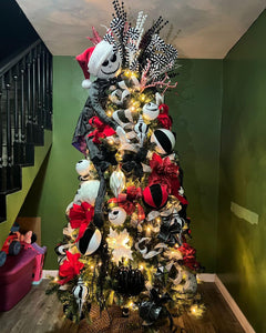 Arbol temático “Nightmare Christmas”
