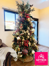 Cargar imagen en el visor de la galería, Navidad Majestuosa – Encanto Clásico
