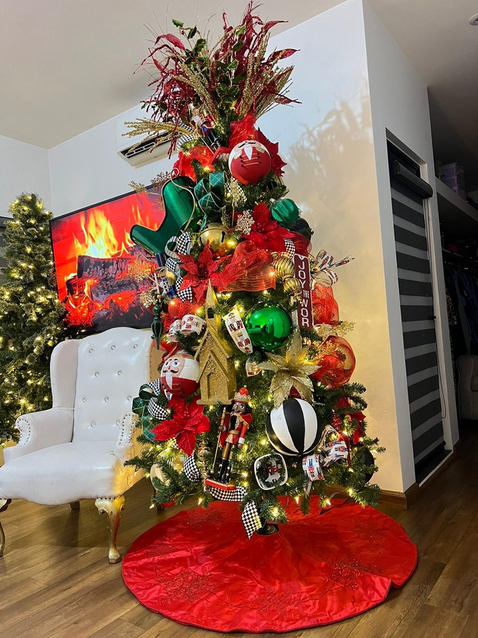 Arbol temático:  Cascanueces Festivo
