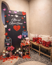 Cargar imagen en el visor de la galería, Decoracion Completa San Valentin para Restaurante — Sal Marina Poke Rosarito
