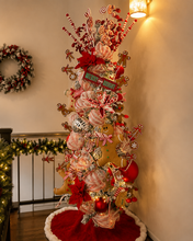 Cargar imagen en el visor de la galería, Arbolito Navideño en Renta – Estilo Merry &amp; Bright Gingerbread Candy Slim
