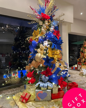 Cargar imagen en el visor de la galería, Arbolito Navideño en Renta – Estilo Royal Blue &amp; Gold Santa Fireplace Opulence
