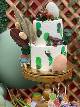 Cargar imagen en el visor de la galería, Dinosaurio Cake
