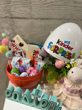 Cargar imagen en el visor de la galería, Mega Huevo Kinder - Whoppers
